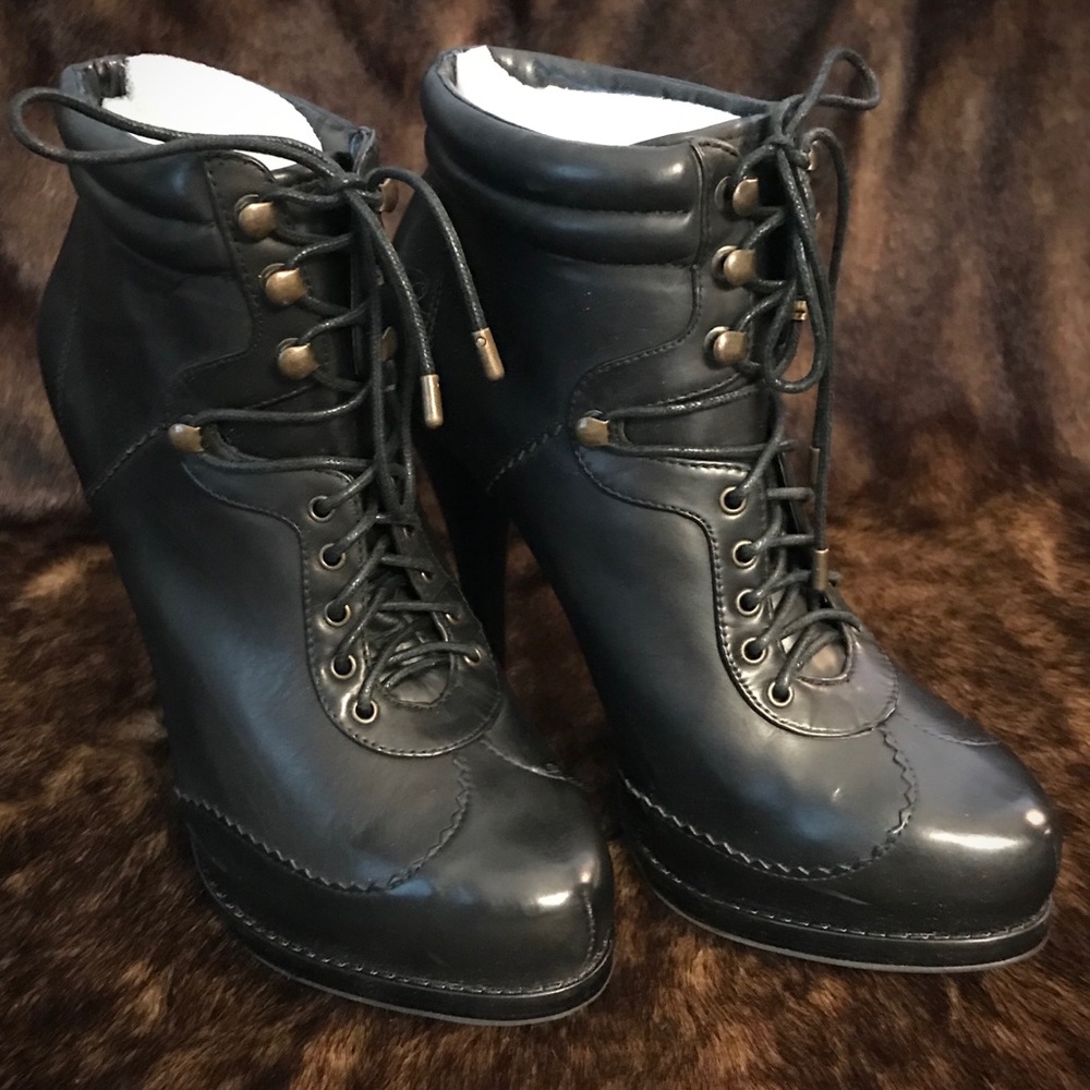 STEVEN BY STEVE MADDEN BOOTIE